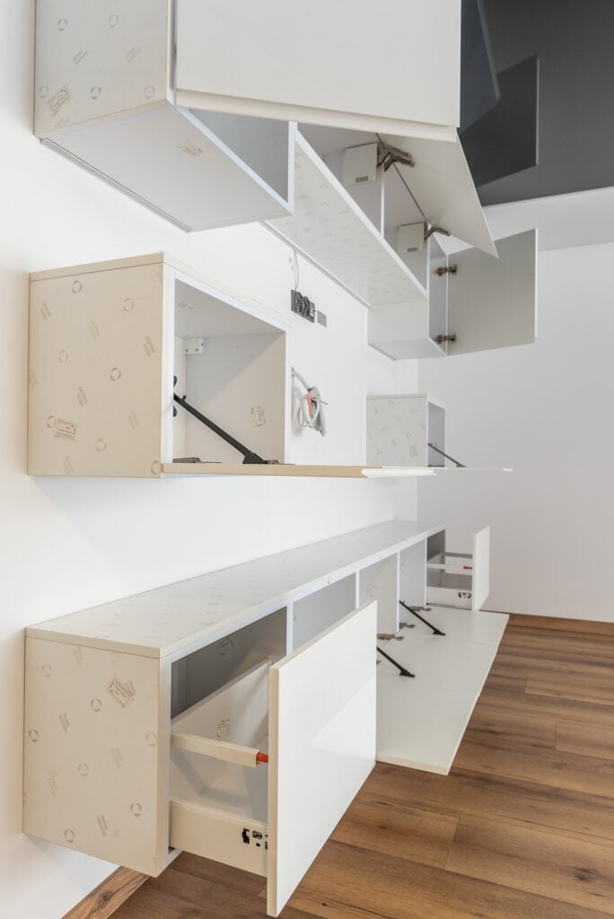 szafki rtv. Kallion meble na wymiar Krosno