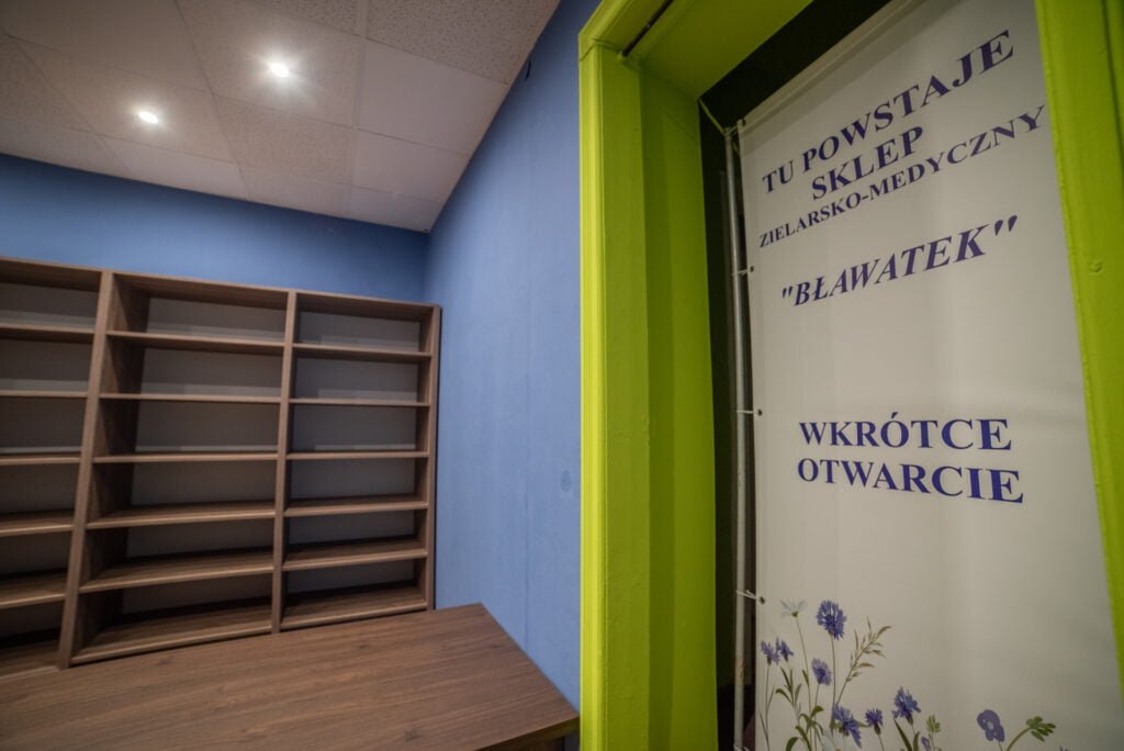 meble sklepowe Kallion - meble na wymiar Krosno